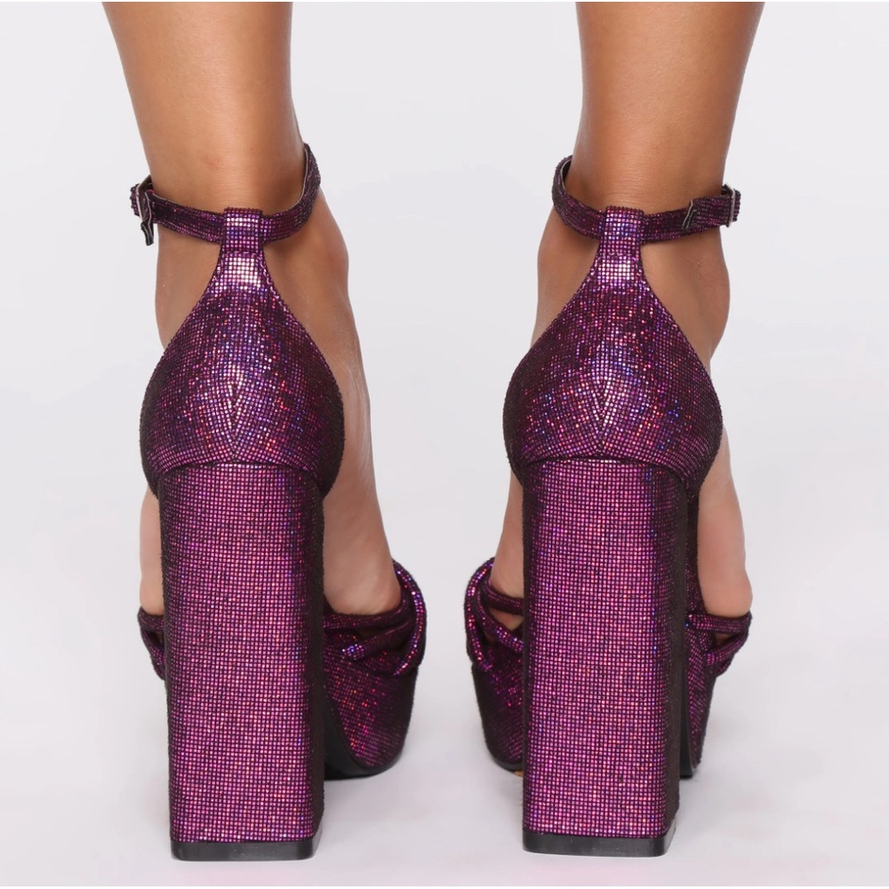 High heels - Picture 2 of 6